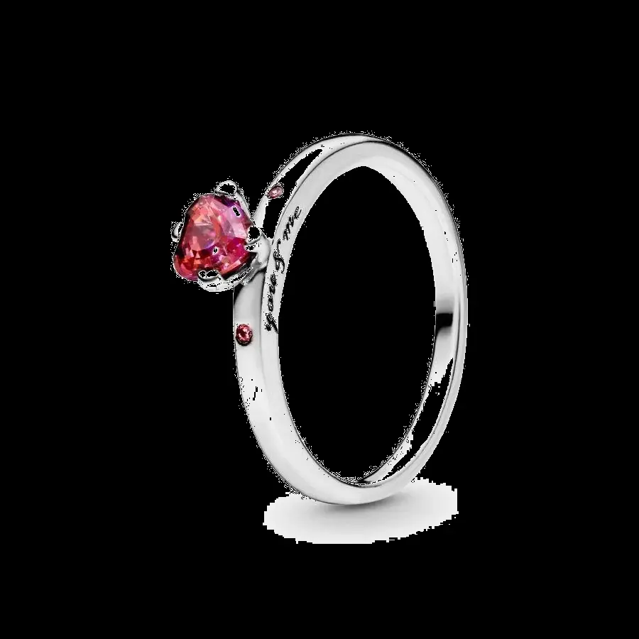 Anel de prata com pedra em formato de coração rosa